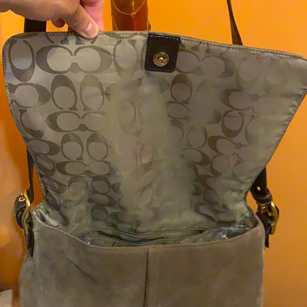 Coach suede brown flap leather purse! - Picture 4 of 11